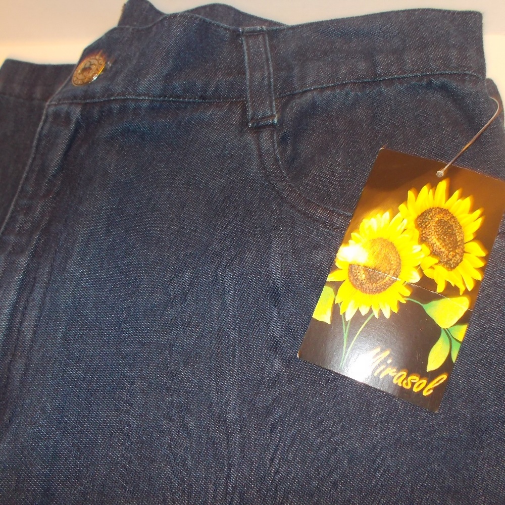 Mirasol jeans size medium new with tags